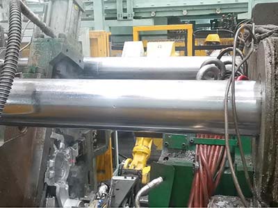 Fanak Robot Picking and Deburring Station Conveyor Line