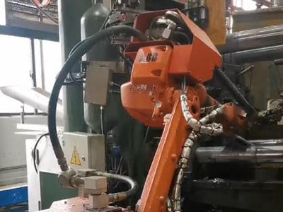 ABB robot pick-up and conveyor line